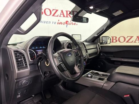 Used 2018 Ford Expedition Max XLT RWD image 12