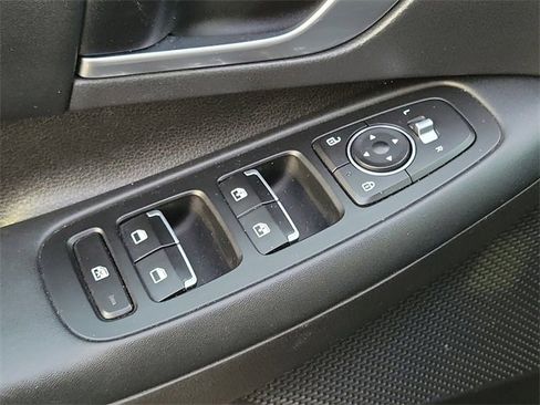 Used 2021 Hyundai Sonata SEL w/ Cargo Package image 13