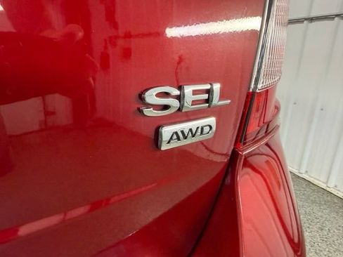 Used 2013 Ford Edge SEL AWD/4WD image 28