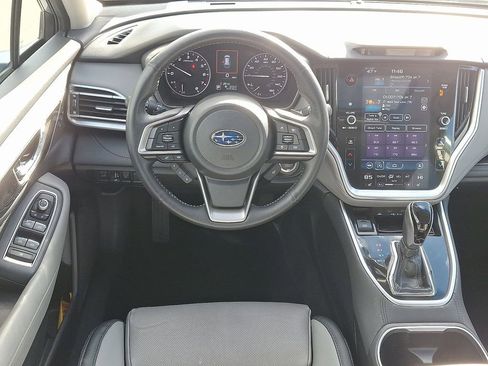 Used 2022 Subaru Outback Limited image 11