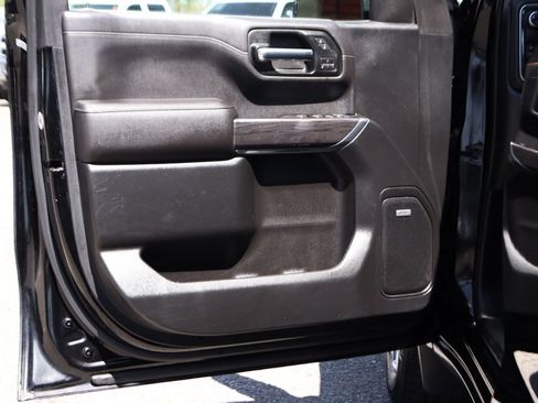 Used 2019 Chevrolet Silverado 1500 LTZ w/ LTZ Premium Package RWD image 15