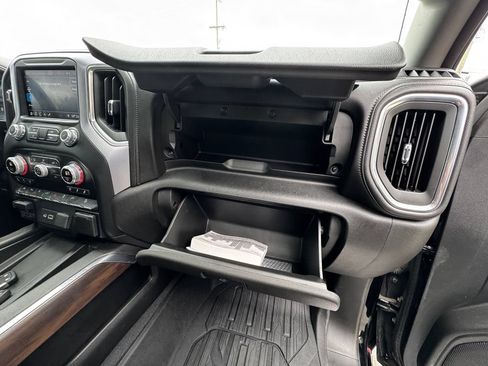 Used 2019 GMC Sierra 1500 SLT w/ SLT Premium Plus Package AWD/4WD image 29
