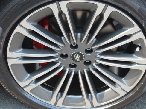 New 2025 Land Rover Range Rover Sport Dynamic SE image 8