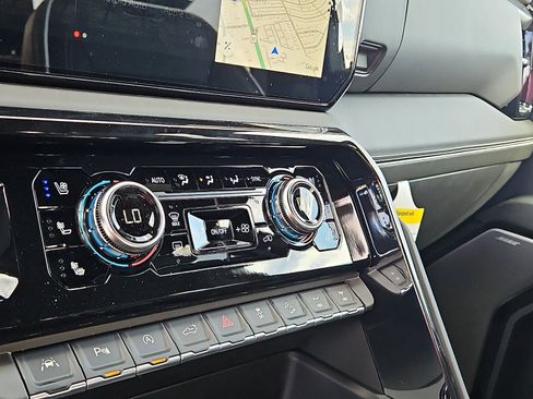 New 2026 GMC Sierra 1500 AT4X AWD/4WD image 19