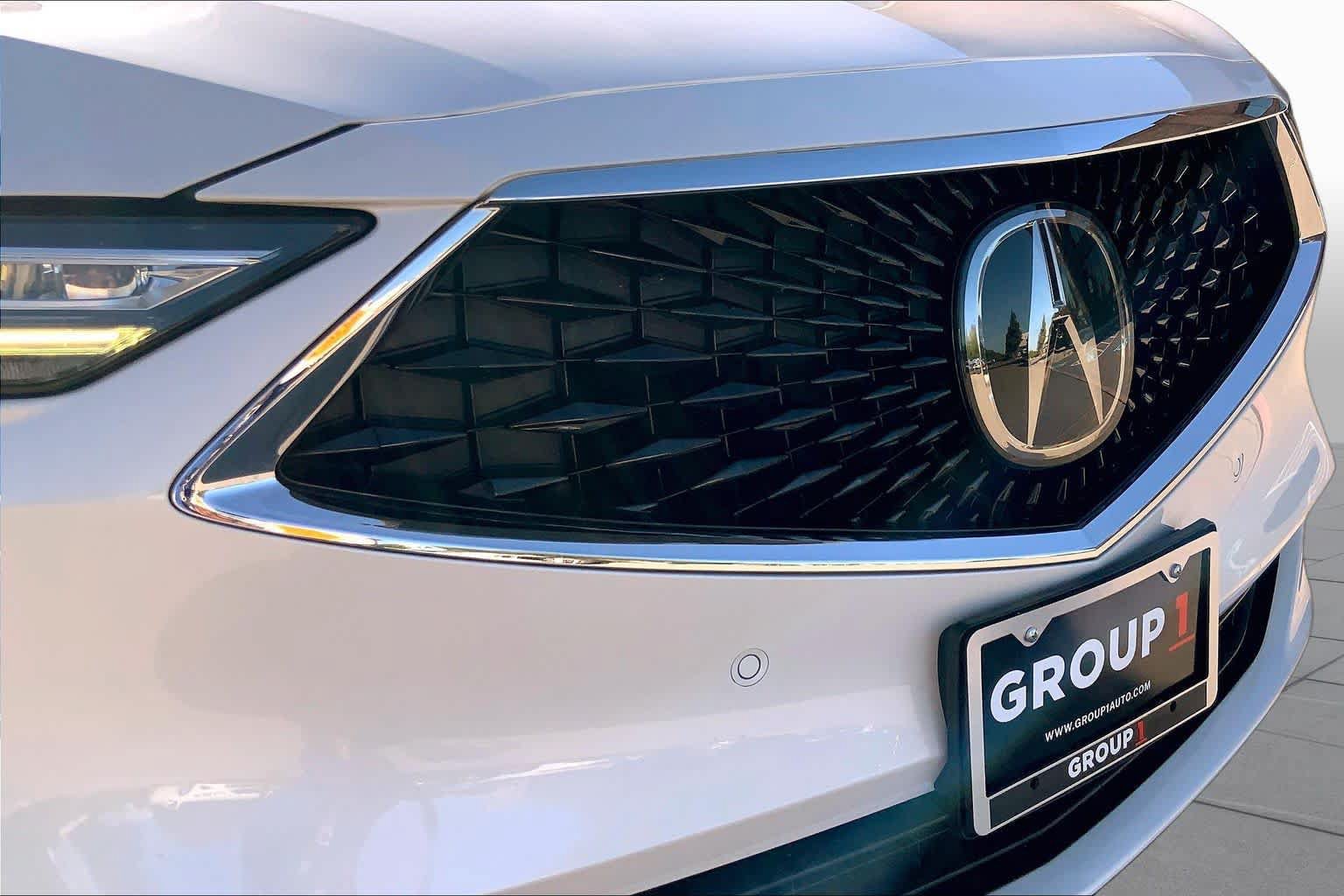 Used 2024 Acura MDX w/ Technology Package AWD/4WD image 30