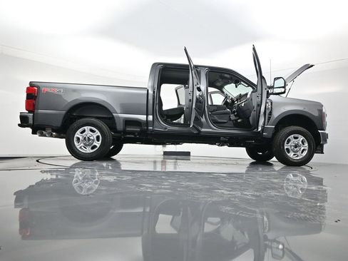 New 2026 Ford F350 XLT w/ XLT Premium Package image 57