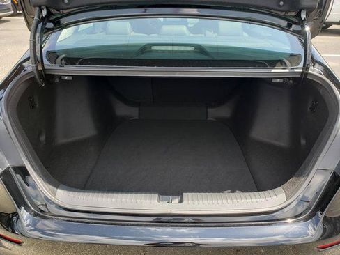 Used 2024 Honda Accord Touring image 5