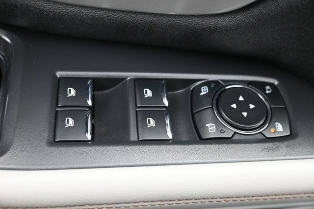 Certified 2025 Ford Expedition Active AWD/4WD image 14