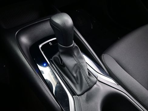 Used 2024 Toyota Corolla LE image 20