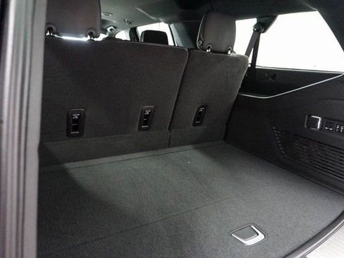 New 2026 Chevrolet Suburban Premier RWD image 20