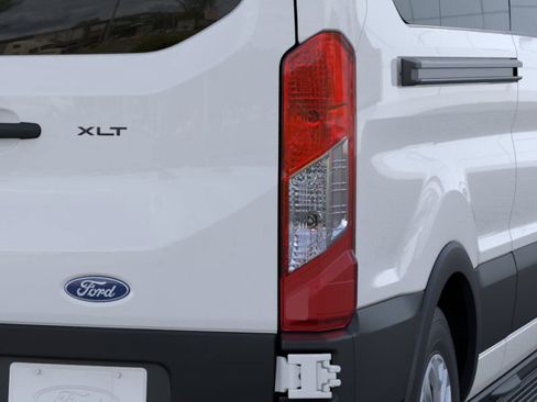 New 2026 Ford Transit 350 XLT image 21