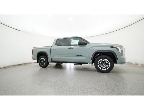 New 2025 Toyota Tundra SR5 AWD/4WD image 28