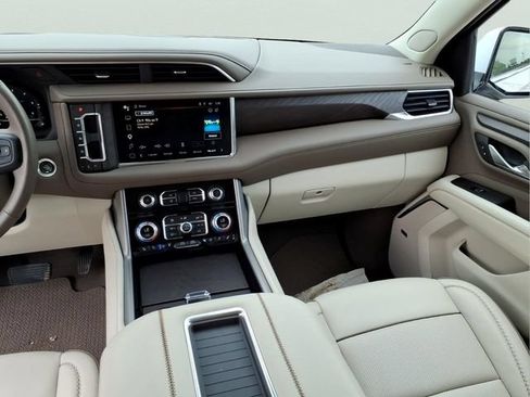 Used 2023 GMC Yukon XL Denali w/ Max Trailering Package AWD/4WD image 14