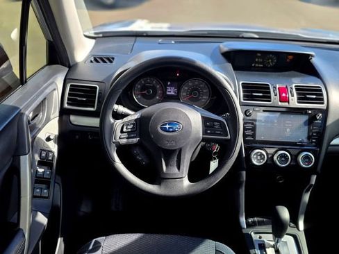Used 2016 Subaru Forester 2.5i Premium AWD/4WD image 16