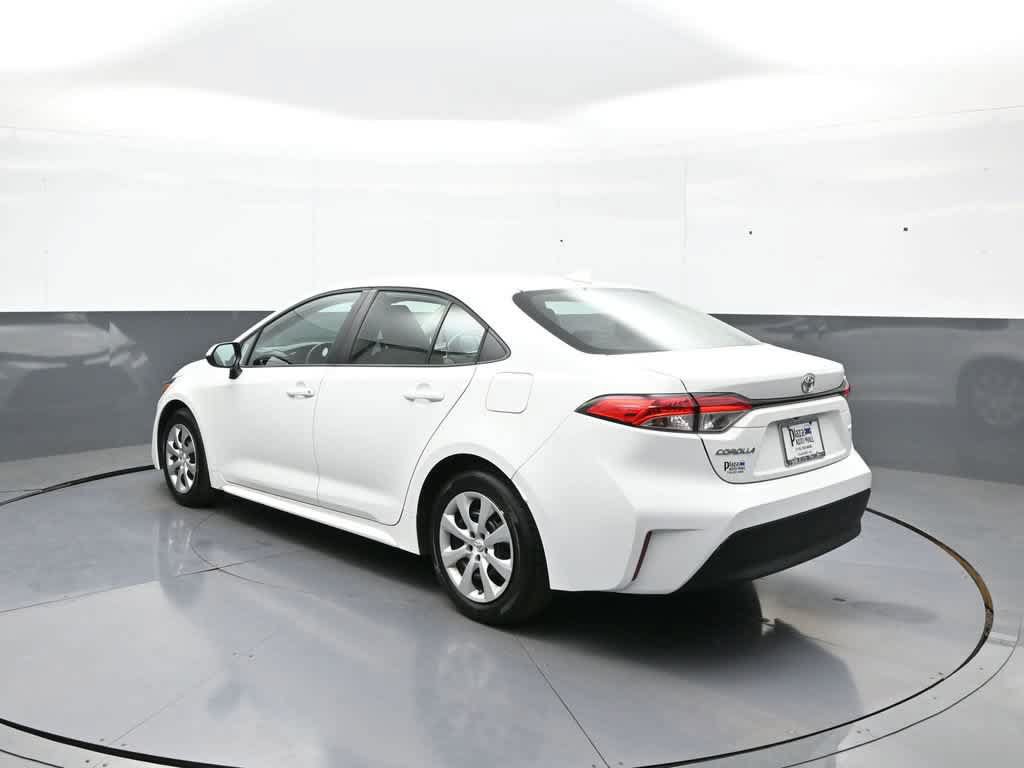 Used 2026 Toyota Corolla LE FWD image 7