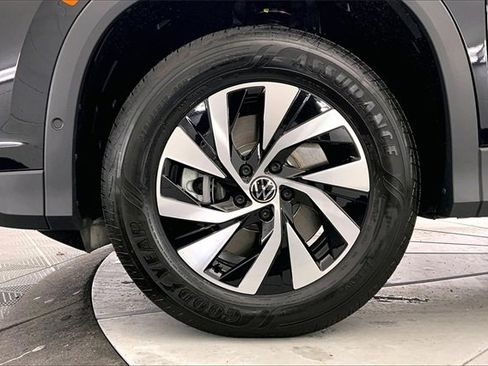 New 2026 Volkswagen Tiguan S image 12