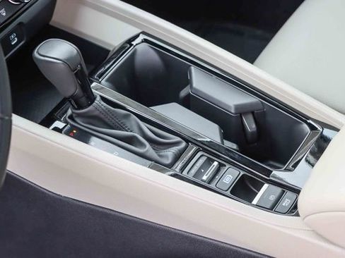 Certified 2024 Honda Accord EX-L image 21