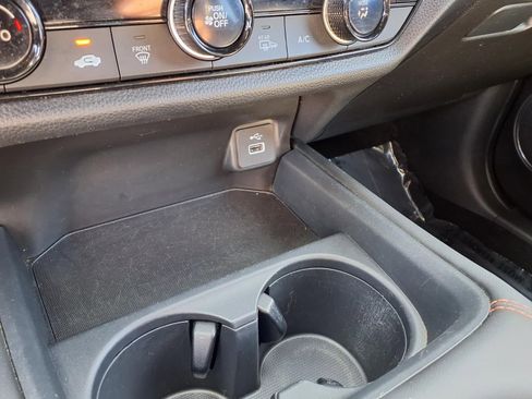 Used 2024 Honda HR-V Sport image 17