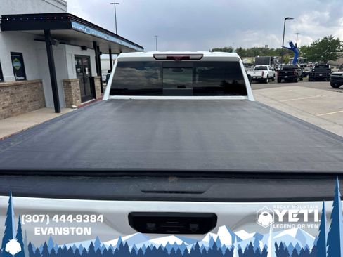 Used 2022 GMC Sierra 2500 Denali w/ Denali Ultimate Package image 22