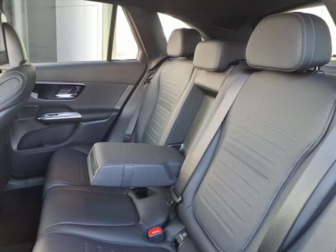 Used 2026 Mercedes-Benz GLC 300 4MATIC image 26