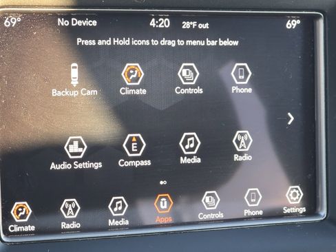 Used 2021 Jeep Grand Cherokee Laredo image 5