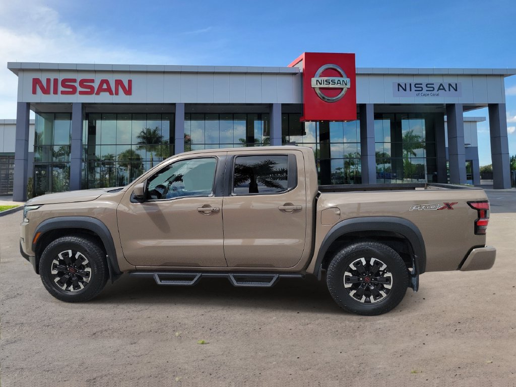 Used 2023 Nissan Frontier Pro-X w/ Tow Package RWD image 8