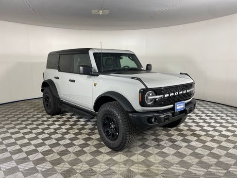 New 2026 Ford Bronco Badlands w/ Wildtrak Package AWD/4WD image 20