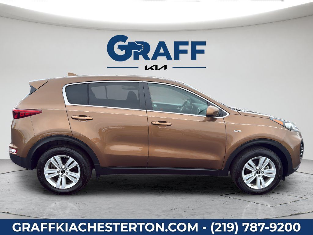 Used 2018 Kia Sportage LX AWD/4WD image 9