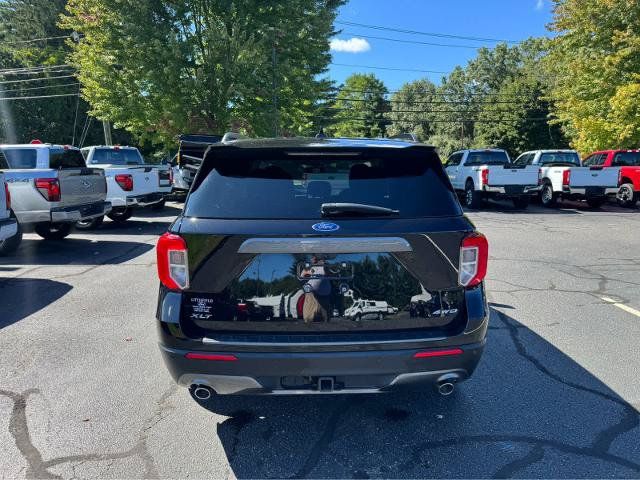 Certified 2023 Ford Explorer XLT w/ Equipment Group 202A AWD/4WD image 4