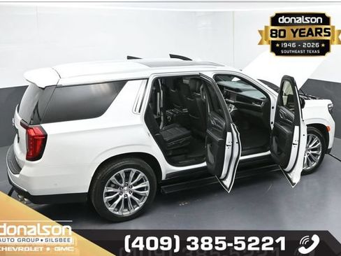 Used 2023 GMC Yukon Denali w/ Denali Reserve Package RWD image 27
