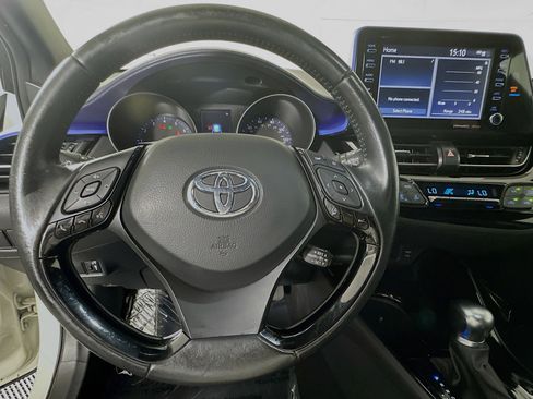 Used 2021 Toyota C-HR XLE image 15