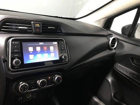 Used 2020 Nissan Versa S FWD image 25