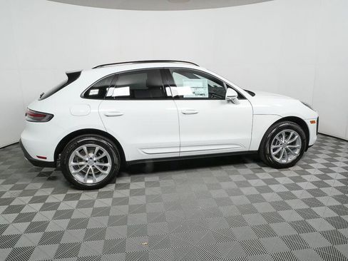 Certified 2026 Porsche Macan Turbo AWD/4WD image 27