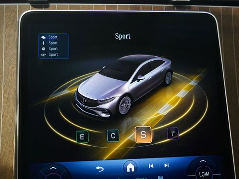 Certified 2023 Mercedes-Benz EQS 450+ 4MATIC Sedan image 24