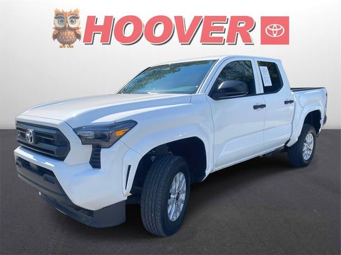 Used 2024 Toyota Tacoma SR image 6
