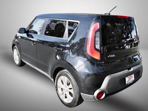 Used 2015 Kia Soul + FWD image 5