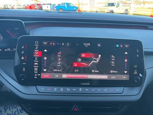 New 2026 Dodge Charger R/T Scat Pack image 4