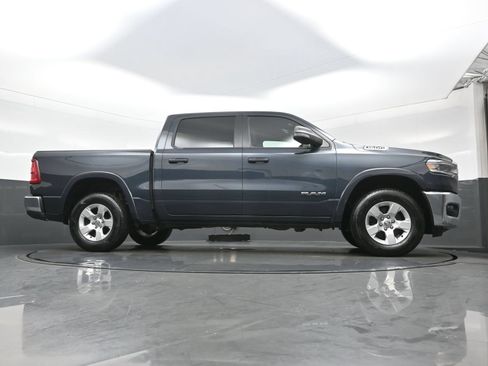 Used 2025 RAM 1500 Big Horn AWD/4WD image 34