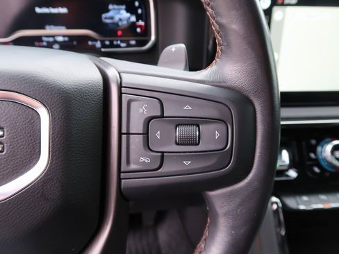 Certified 2022 GMC Sierra 1500 AT4 w/ AT4 Premium Package image 19