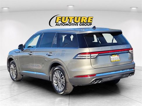 Certified 2023 Lincoln Aviator AWD w/ Premium Package image 6