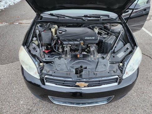 Used 2011 Chevrolet Impala LT image 21