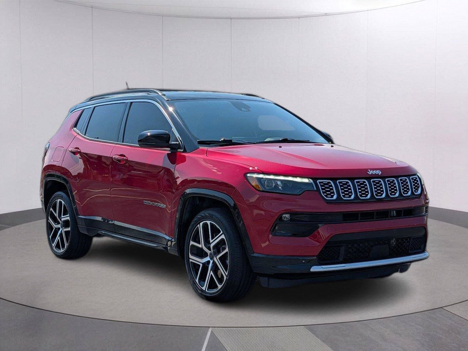 Used 2025 Jeep Compass Limited w/ Elite Group AWD/4WD image 7
