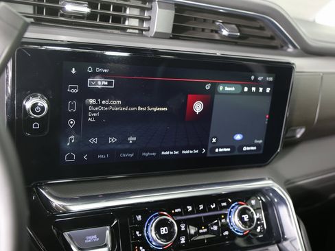 Certified 2024 GMC Sierra 2500 Denali w/ Denali Reserve Package image 19