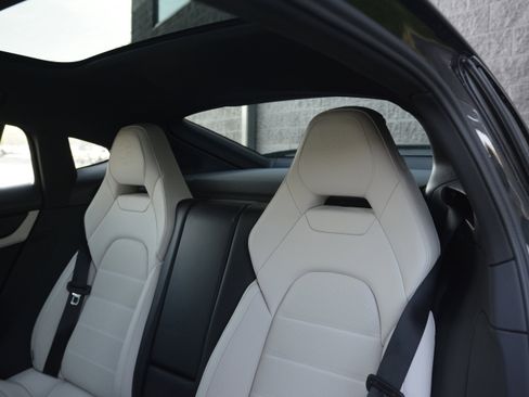 Certified 2024 Porsche Panamera image 30