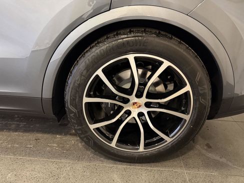 New 2026 Porsche Cayenne E-Hybrid image 11