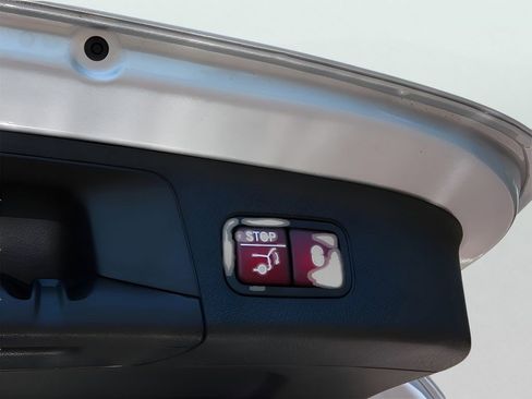 Certified 2025 Mercedes-Benz GLA 250 4MATIC image 40