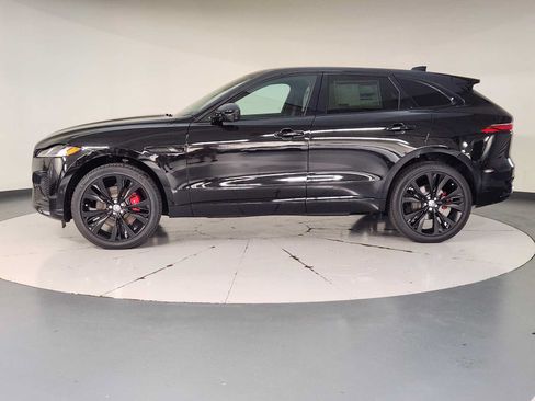 New 2026 Jaguar F-PACE R-Dynamic S AWD/4WD image 9
