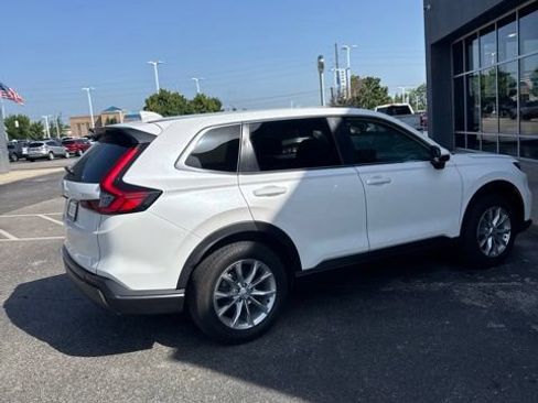 Used 2025 Honda CR-V EX image 4