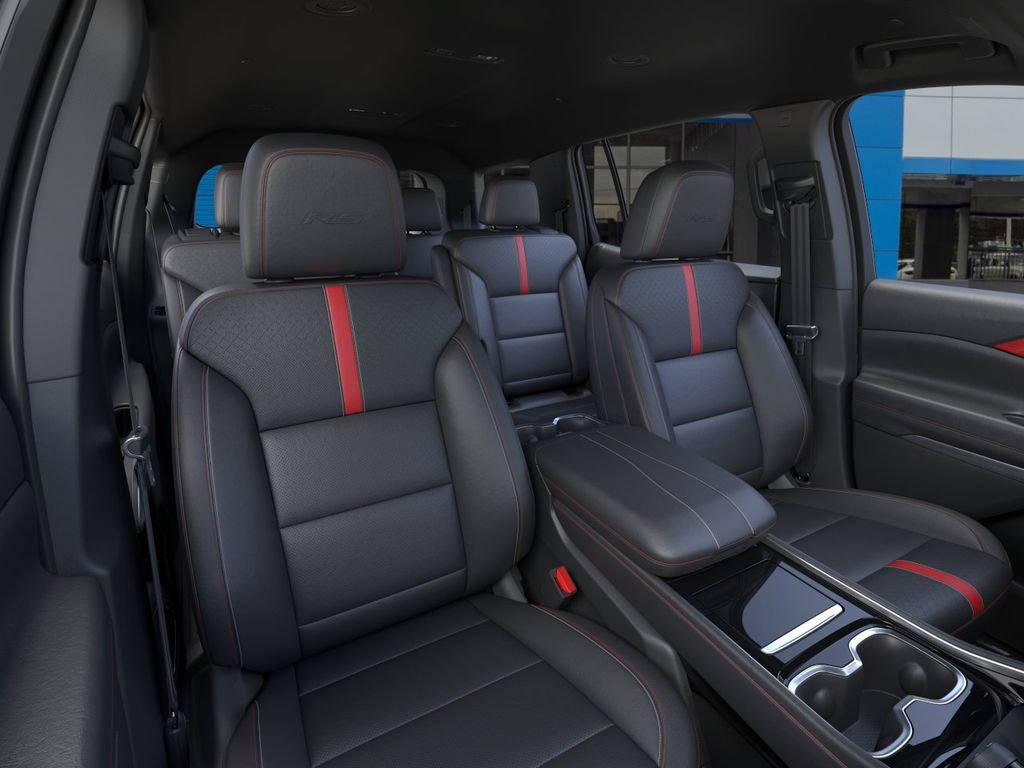 New 2026 Chevrolet Traverse RS w/ LPO, Floor Liner Package FWD image 16
