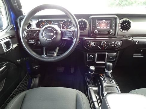 Used 2020 Jeep Wrangler Unlimited Sport AWD/4WD image 18